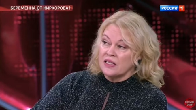 В ноябре прошлого года Сафиева заявила, что ждет тройню от Киркорова / Фото: кадр из видео