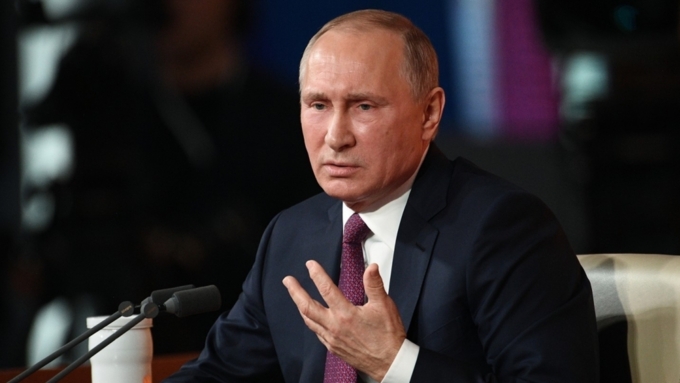 Путин отметил, что в ряде стран комиссия составляет 0,2-0,3%, а в России – 3% / Фото: kareliyanews.ru