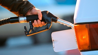 Внутренний спрос на бензин растет медленно, а на экспортных рынках усиливается конкуренция / Фото: delovrabote.ru