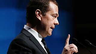 Медведев отметил, что санкции связаны с внутренними проблемами США / Фото: ivan4.ru