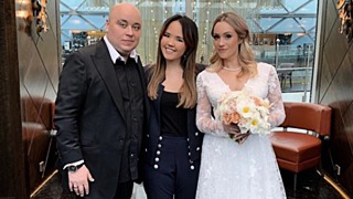 Известный певец и композитор Доминик Джокер женился на уроженке Барнаула Екатерине Кокориной /Фото: instagram.com/p/BuWZeL5Hbkn/