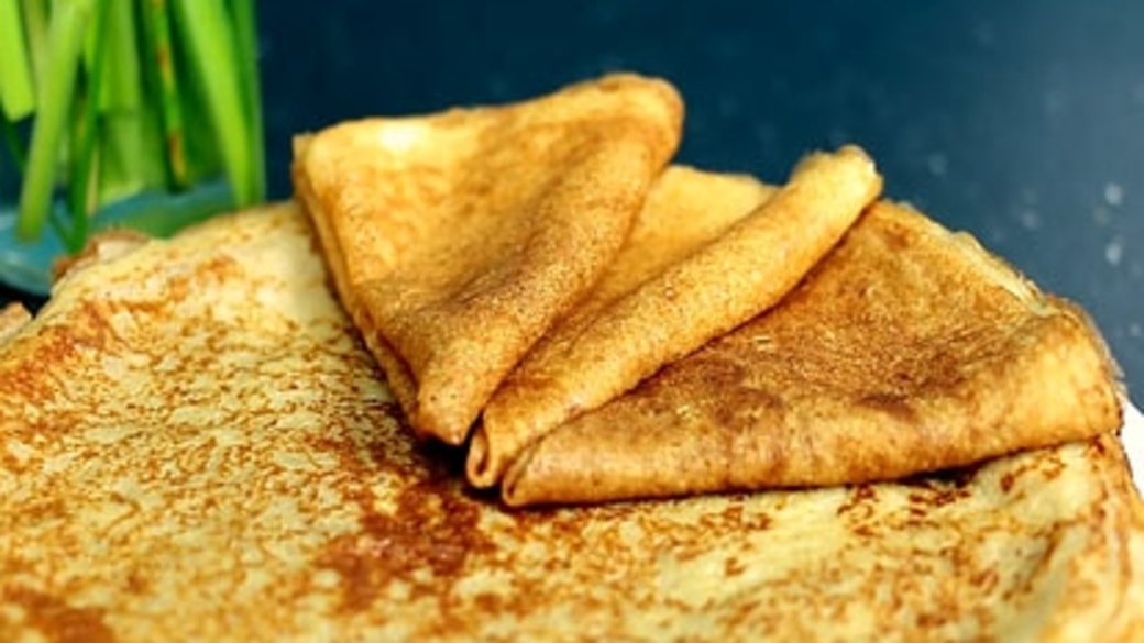 Блины с дырочками нравятся многим / Фото: jbul.ru