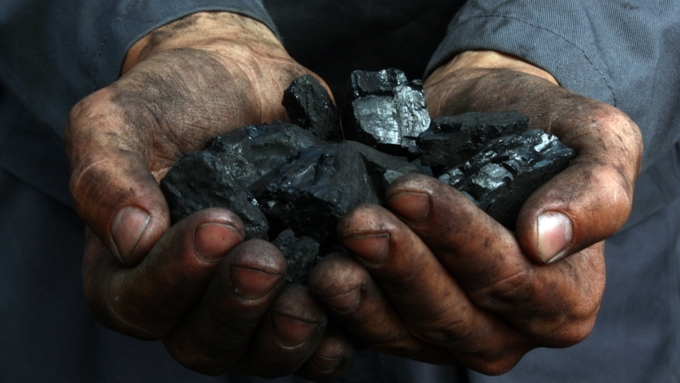 Депутаты решили выдавать уголь всем шахтерам / Фото: coalfield-development.org