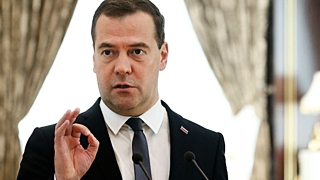 Медведев также решил рассматривать инициативы ГД на заседаниях правительства / Фото: worldofmeat.ru