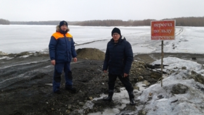 Спасатели напоминают гражданам о смертельной опасности, которую таит весенний лед / Фото: 22.mchs.gov.ru
