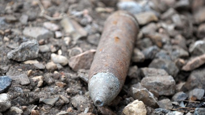 52-летний россиянин нашел 75-миллиметровый артиллерийский снаряд / Фото: rus.tvnet.lv