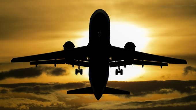 У самолета, на борту которого были 100 пассажиров, не раскрылось заднее шасси / Фото: pixabay.com