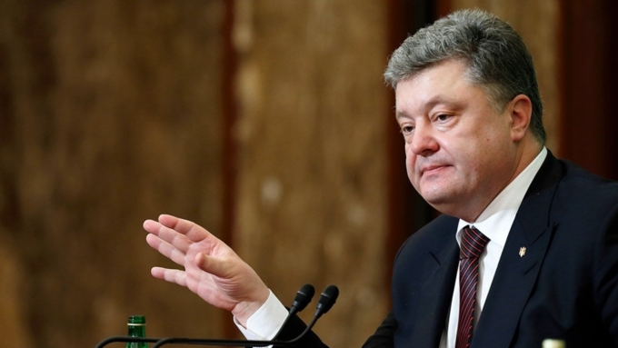 Порошенко отметил, что Украина "не намерена отказываться от продолжения борьбы" / Фото: zhiznonline.ru