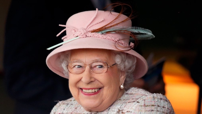 На втором месте оказалась 92-летняя королева Великобритании Елизавета II / Фото: newsroyal.ru