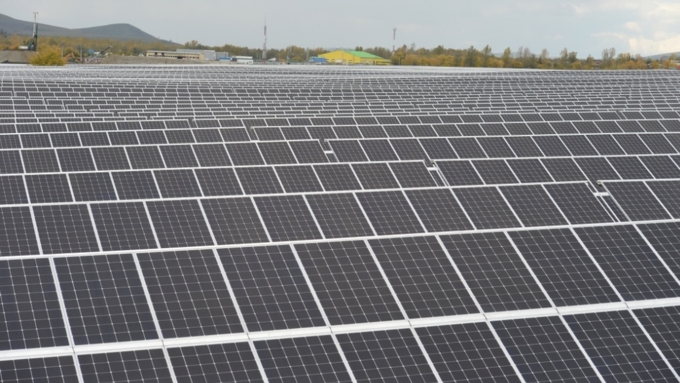 Всего на территории республики сейчас действует семь солнечных электростанций