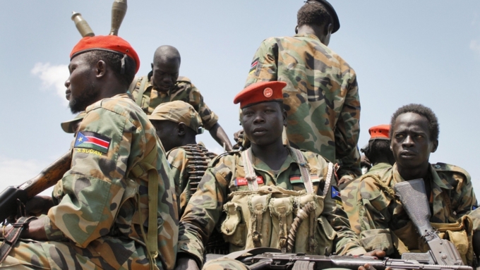 Военный совет Судана готовится взять власть в стране сроком на один год / Фото: dw.com