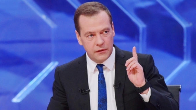 Дмитрий Медведев рассказал депутатам Госдумы о борьбе с бедностью / Фото: rusdialog.ru