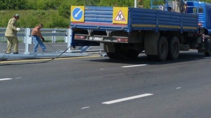 Движение будет организовано по одной полосе при выезде из города / Фото: Екатерина Смолихина / Amic.ru 