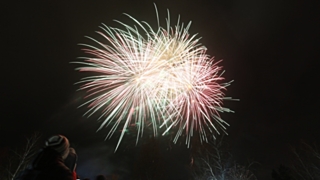 Все фейерверки начнутся в 22:00 / Фото: Екатерина Смолихина / Amic.ru