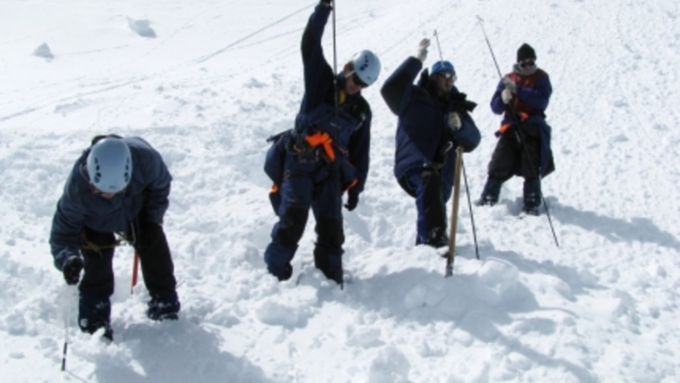 Поиск участников злополучного восхождения на гору Металлург продолжается / Фото: ГУ МЧС России по Алтайскому краю