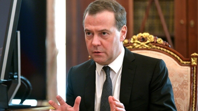 Медведев попросил проанализировать причины формирования долгов / Фото: spbdnevnik.ru