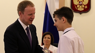 Томенко отметил, что получение паспорта &ndash; это особенная ответственность / Фото: altairegion22.ru