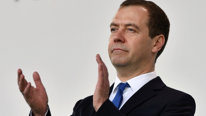 Медведев отметил, что задачи далеко не самые простые / Фото: shakhty.su