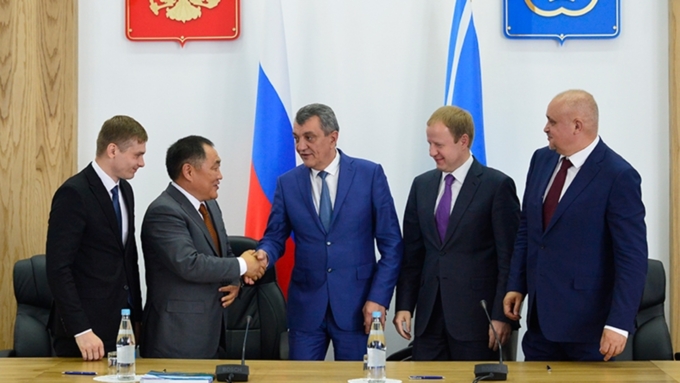 На заседании состоялось подписание соглашения о развитии сотрудничества / Фото: altairegion22.ru