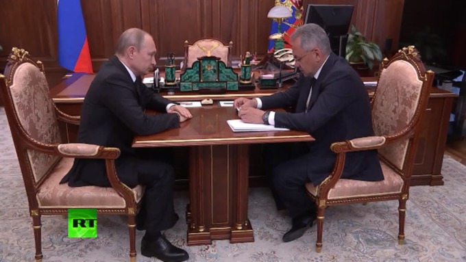 Путин поручил Шойгу вылететь в Североморск и на месте заслушать доклады / Фото: кадр из видео
