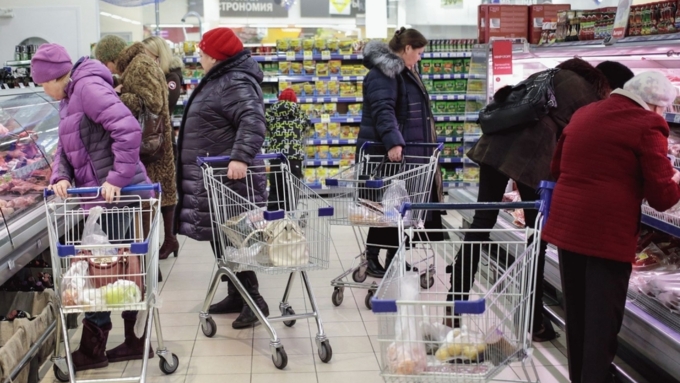 Одна из причин высоких инфляционных ожиданий – это низкие доходы населения / Фото: media.1777.ru 