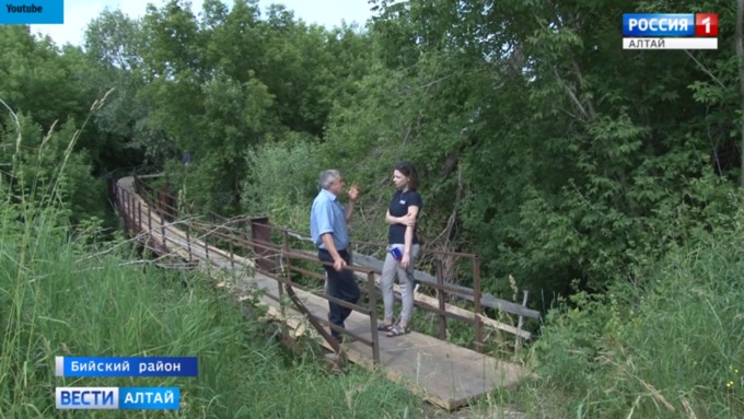 После ремонта моста за общий счет в селе проведут референдум по вопросу самообложения / Фото: кадр из видео