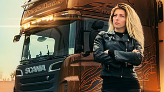Российская женщина сможет быть водителем большегрузов / Фото: yandex.com