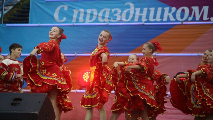 На главной сцене выступят самые лучшие коллективы города / Фото: Amic.ru