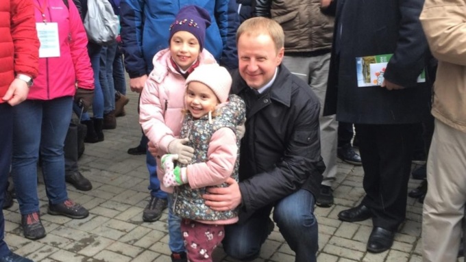 Томенко открытый и к гражданскому обществу, и к коммерческим организациям / Фото: Amic.ru / Екатерина Смолихина