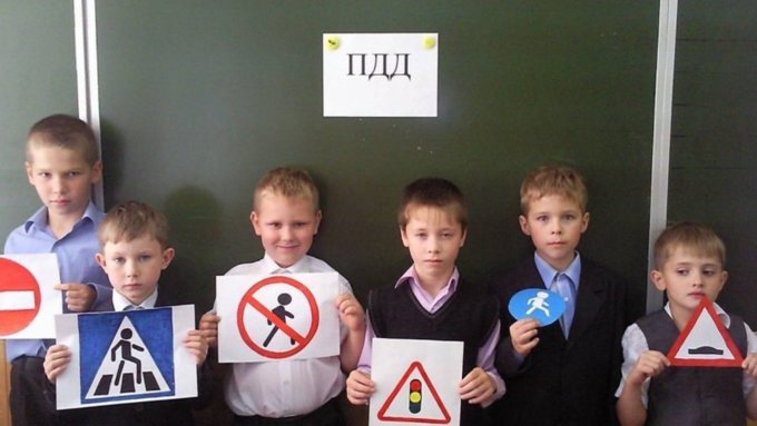 Ученики смогут осваивать азы вождения автомобиля за школьной партой / Фото: carsweek.ru