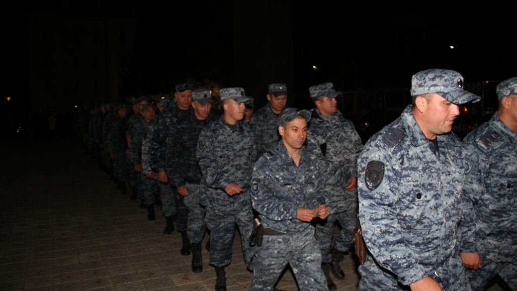 Кизляр сводный отряд полиции. Командировка чечня полиция. Шатой чечня блокпост. Командировка чечня полиция. Командировка чечня полиция.