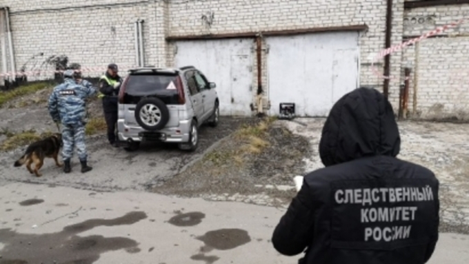 Убитого мужчину нашли в машине возле гаражей / Фото: altai-krai.sledcom.ru