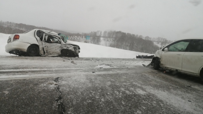 Авария на трассе / Фото: "Барнаул22"