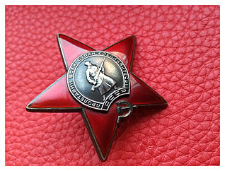 Барнаулец пошел под суд за покупку ордена Красной Звезды