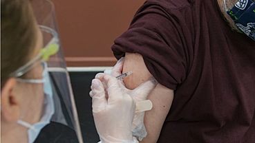 Власти Кузбасса ввели обязательную вакцинацию от коронавируса