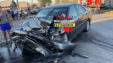 Пять человек пострадали в массовом ДТП в Рубцовске