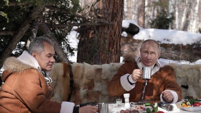 Путин и Шойгу уже отдыхали в тайге в марте 2021 года / Фото: kremlin.ru
