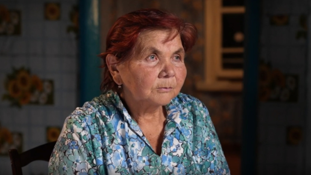 На федеральном ТВ расскажут историю алтайской пенсионерки, которая провалилась в колодец