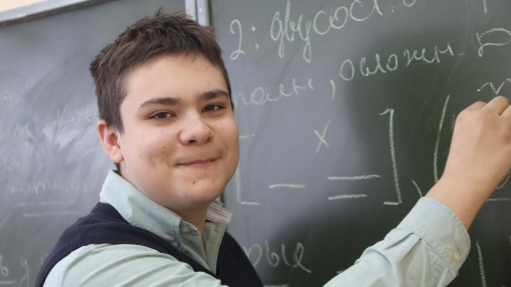 Школьник из Бийска победил на международной олимпиаде по физике