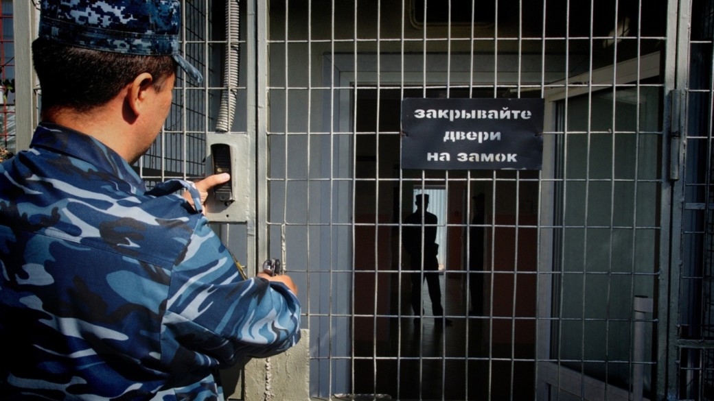 Начальник УФСИН Алтая рассказал депутатам о том, пытают ли заключённых в колониях края