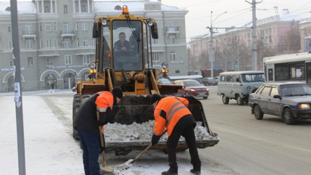 В мэрии Барнаула рассказали, как будут чистить город в новогоднюю неделю
