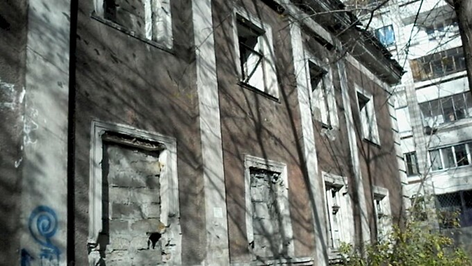 Заброшенное здание на пр. Ленина, 131/2 / Фото: 2gis.ru