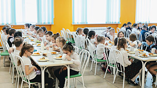 Школьная столовая / Фото: Екатерина Смолихина / архив amic.ru