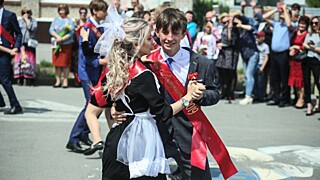 Последний звонок / Екатерина Смолихина, архив amic.ru