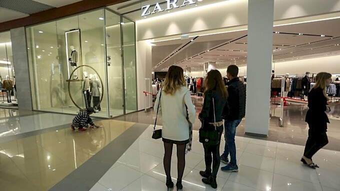 В ТЦ в Барнауле / Фото: Екатерина Смолихина / amic.ru
