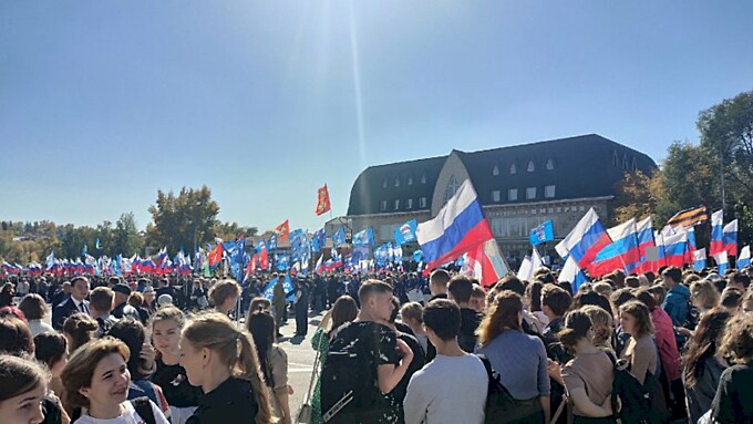 Митинг в поддержку референдума на Донбассе/ Фото: Антон Дегтярев