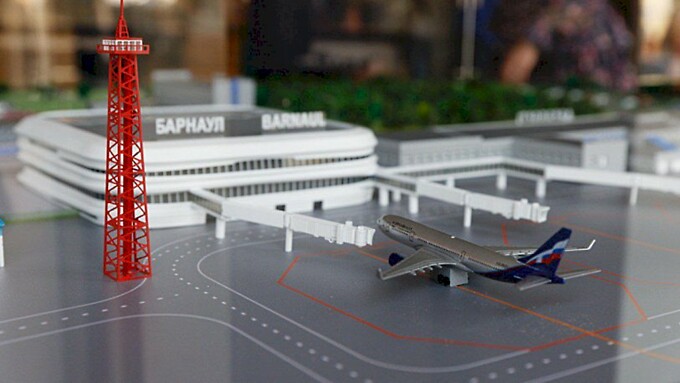 Макет барнаульского аэропорта / Фото: пресс-служба правительства Алтайского края