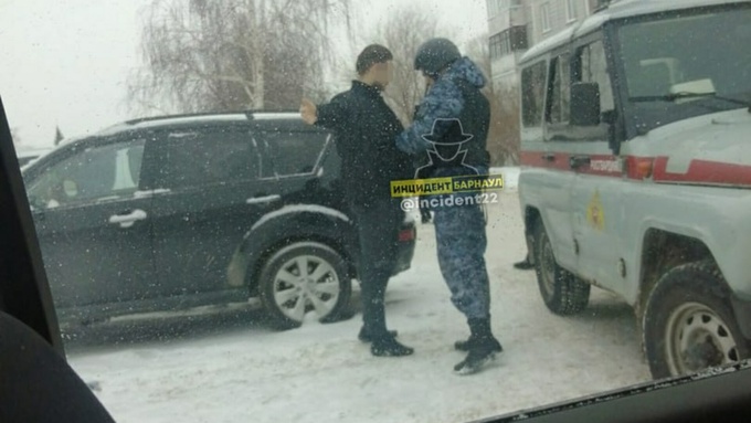 Фото: "Инцидент Барнаул"