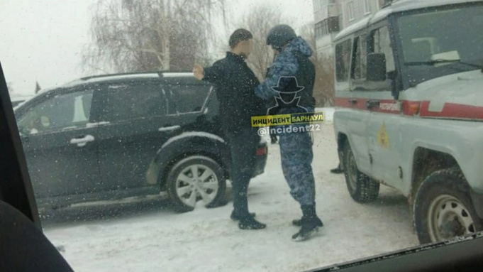 Фото: "Инцидент Барнаул"