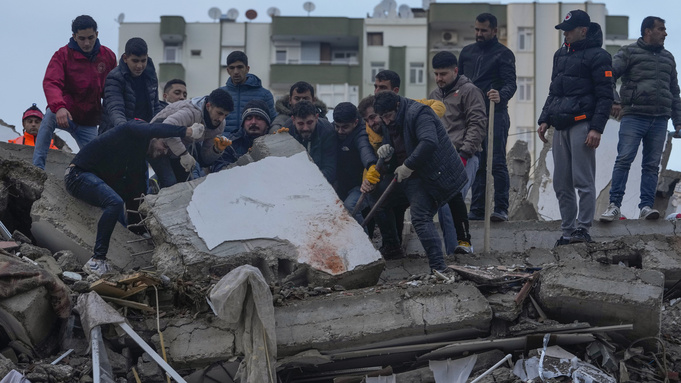 Последствия землетрясения в Турции / Фото: ТАСС